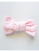 Load image into Gallery viewer, Demi Alligator Clip Bow