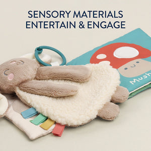 Itzy Ritzy Learn & Snuggle Gift Set