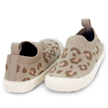 Load image into Gallery viewer, Preorder Jan &amp; Jul Graphic Knit Slip on Shoes