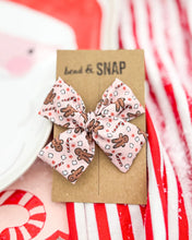 Load image into Gallery viewer, Preorder Hand Tied Christmas Bows 🇨🇦