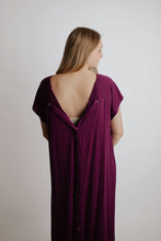 Load image into Gallery viewer, Mama Labor Delivery Maternity &amp; Nursing Gown - Plum Purple