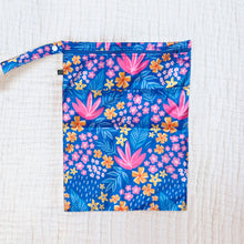 Load image into Gallery viewer, HoneySuckle Wetbags