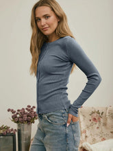 Load image into Gallery viewer, Button Front Knit Top