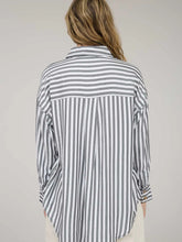 Load image into Gallery viewer, Relaxed Button Up