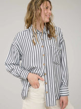 Load image into Gallery viewer, Relaxed Button Up