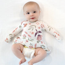 Load image into Gallery viewer, Preorder Günamüna Infant Bamboo Gown - Various Colours