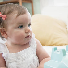 Load image into Gallery viewer, Wisp Chelsea Bows - Wedding Bliss