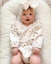 Load image into Gallery viewer, Rhodes Baby Romper Daisies