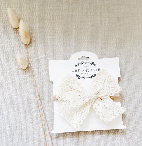 Crochet Pinwheel Bow - Oatmeal
