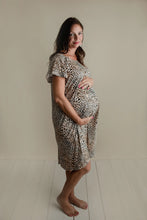 Load image into Gallery viewer, Mama Labor Delivery Maternity &amp; Nursing Gown - Leopard