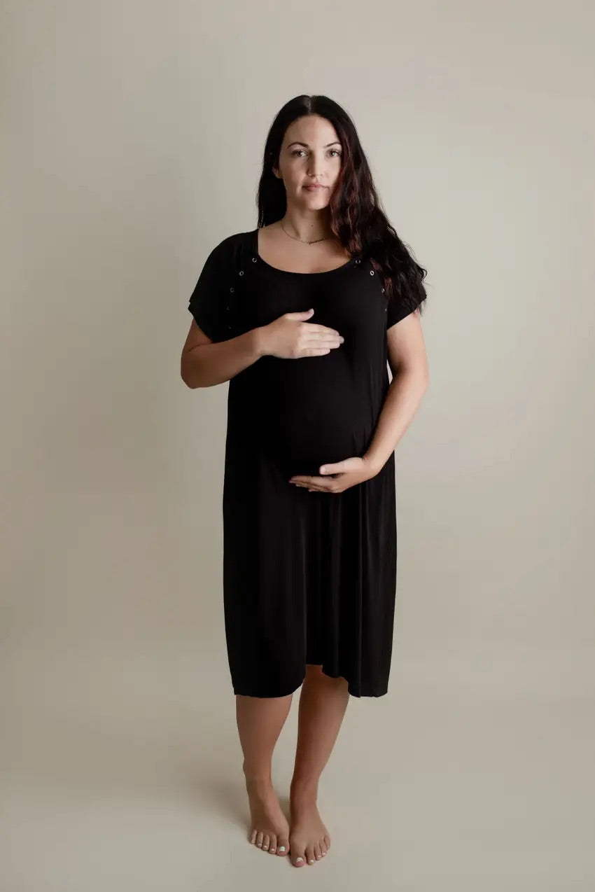 Kindred Bravely Ruffle Strap Labor & Delivery Gown - Black, Medium/Large |  Babylist Shop